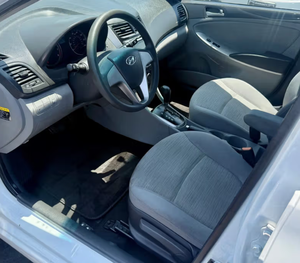 Hyundai Accent SE Sedan automatique d'occasion, 2017 - Product Image 4