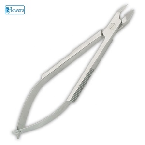 Pince à cuticules professionnelle en acier inoxydable avec ressort pour le nail art - Product Image 1