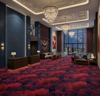 Moquette de luxe moderne à motif de récif corallien rouge et bleu foncé, moquette modulaire en nylon de qualité commerciale très résistante pour hall d'hôtel
