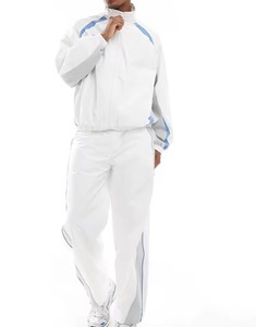 Conjunto Deportivo Cortavientos de Alta Calidad, Personalizable, Corte Regular, Peso Medio, Sudadera con Capucha y Cremallera, Pantalones Deportivos, Unisex, para Invierno - Product Image 5