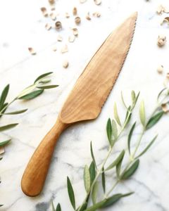 Cuillère solide écologique naturelle pour la maison Spatule tournante pour aliments Cuillère fendue Fouet Ustensile de cuisine en bois d'acacia - Product Image 6