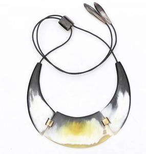 Collar de Resina y Madera de Primera Calidad con Lazo de Cinta, Joyería Boho al por Mayor para Bodas y Eventos a un Precio Inmejorable - Product Image 6