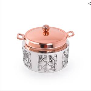Charmant chauffe-plat en acier inoxydable avec couvercle doré rose avec chauffe-plat parfait pour le service de style buffet et le réchauffement des aliments - Product Image 1