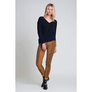 Pantalones Cargo de PU Súper Ajustados Reversibles con Cinco Bolsillos, Cintura Alta, Frente Plano, Estampado de Serpiente, Transpirables, para Uso Diario, Color Mostaza Otoñal - Product Image 6