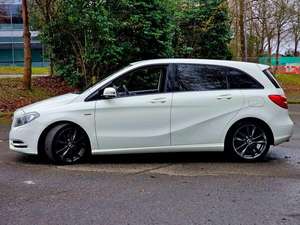 MERCEDES-BENZ Classe B 1.8 B200 d'occasion 2012, conduite à gauche/droite - Product Image 2