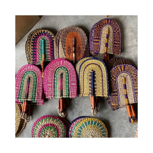 OFFRE LIMITÉE Ventilateur en jonc de mer tissé à la main de qualité supérieure pour un flux d'air d'urgence instantané et un accessoire de scène théâtral. - Product Image 2