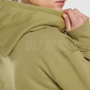 Nuevo diseño Invierno Mujeres Sudaderas con capucha Cuello con logotipo frontal Bajo MOQ Precio al por mayor Hecho en Pakistán Venta en línea - Product Image 5