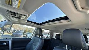 Promo! Offre 2022 4Runner Limited 4WD à vendre - Product Image 5