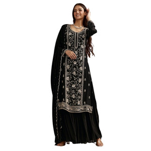 Nero Cutdana e paillettes Kurta con Chinon Sharara e Dupatta per matrimoni serali all'ingrosso ricevimenti festosi di massa etnica - Product Image 1