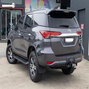 ¡Oferta Imperdible! Toyota Fortuner 2015 Súper Limpio, Tracción en las Cuatro Ruedas, Automático, Gris Metálico, SUV de Lujo - Product Image 2