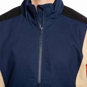 เสื้อแจ็คเก็ตกันลมกันน้ำพิมพ์โลโก้ตามสั่งขายส่งสำหรับผู้ชายไซส์ใหญ่แบบมีฮู้ดสำหรับฤดูใบไม้ร่วง - Product Image 4