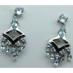 Boucles d'oreilles chandelier Shah Gems pour femmes, topaze bleu ciel naturelle en argent sterling 925 - Product Image 1