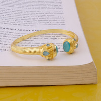 Bracelets ajustables élégants en laiton plaqué or avec calcédoine aqua, forme poire, tendance pour femme, El Joyero, mariage
