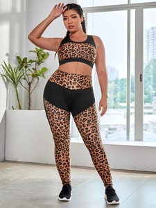 Ensemble de vêtements de yoga de couleur unie pour femmes 2025 vêtements de sport soutien-gorge et leggings haut de yoga et ensembles de leggings de soutien-gorge - Product Image 5