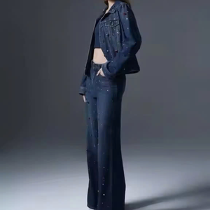 Tenue décontractée OEM ODM, ensemble denim bleu foncé et ensemble de jeans pour femme, deux pièces au look fabriqué au Viet Nam, à personnaliser - Product Image 5