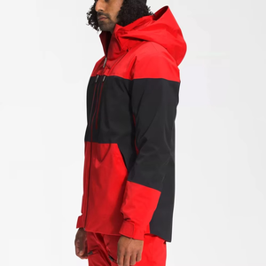 เสื้อแจ็คเก็ตสกีคุณภาพสูงสำหรับผู้ชาย กันลม กันน้ำ 10,000 มม. สีและขนาดปรับแต่งได้ บริการ OEM ชุดสกีและสโนว์แวร์ระดับมืออาชีพ - Product Image 2