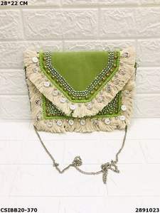 กระเป๋าคลัทช์หนังแท้ลายซองจดหมายสไตล์โบฮีเมียน งานฝีมือดีไซน์หรูหรา ประดับลูกปัดและงานปักหินหลากหลายแบบ - Product Image 6