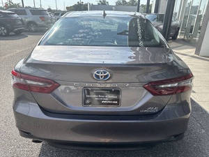 Auto Usado de Calidad a Precio Accesible, Toyota Camry Híbrido X-LE 2022, Volante a la Izquierda - Product Image 6