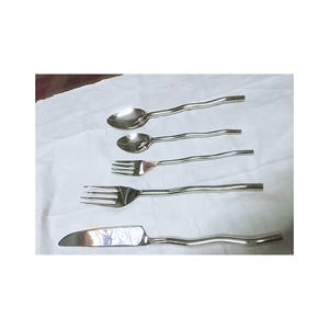 Juegos de Cubiertos de Metal Únicos para Vajilla y Hoteles a Bajo Costo, Juegos de Cubiertos de Metal de Tamaño Personalizado para el Hogar y Restaurantes - Product Image 4