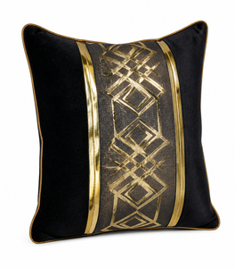 Housse de coussin décorative noire en jacquard patchwork brodée avec fermeture éclair - Product Image 1
