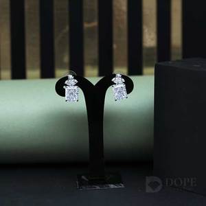 ชุดสร้อยคอพร้อมจี้เพชรประดิษฐ์ชุบทองคำขาว ดีไซน์ทันสมัย เหมาะสำหรับทุกเพศ  ทำจากเงินแท้ 925  เหมาะสำหรับงานปาร์ตี้  เป็นของขวัญที่สมบูรณ์แบบ - Product Image 3