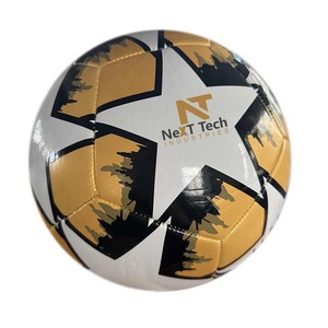 Tech Industries Ballon d'entraînement de football Matériau PU à des fins d'entraînement avec un design personnalisé et un logo personnalisé - Product Image 1