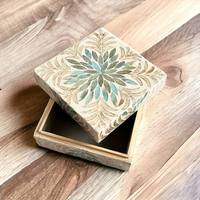 Kotak Perhiasan Ukiran Desain Khusus dengan Inlay Mutiara Buatan Tangan, Interior Beludru Kayu MDF, Kemasan Premium untuk Jam Tangan dan Cincin.