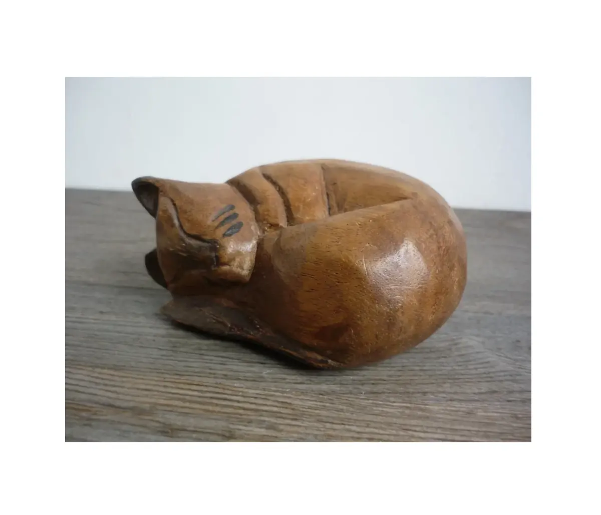 カスタマイズされたデザイン天然木の紙の重量猫の睡眠デザイン手作りの装飾良質の製品