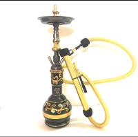 Chicha de luxe Farida 2021, modèle Mini Kamanja de type courbé, en laiton, fabriquée sur mesure, avec tuyau en verre moderne, poignée cannelée et foyer noir émaillé