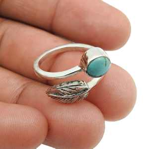 Belle bague en turquoise naturelle, fabriquée en argent massif 925, bague bohème artisanale pour les fêtes et les fiançailles - Product Image 5