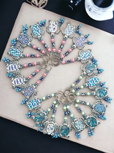 polyester figurine keychain - Product Image 3