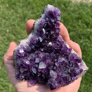 Wholesale Supplier Natural Stone <b>Crystals</b> Healing Raw Amethyst Stone Gemstone Agate Healing <b>Crystals</b> Cluster <b>For</b> <b>Decoration</b> - Product Image 1