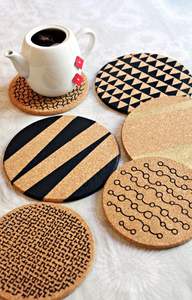 Sous-verres en bois peints à la main Vaisselle artistique pour la décoration de la maison - Product Image 3