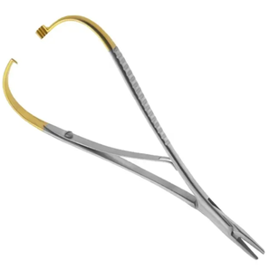 Portaagujas de acero inoxidable de alta calidad TC Matthieu Instrumento quirúrgico manual con mandíbula delicada dentada - Product Image 4