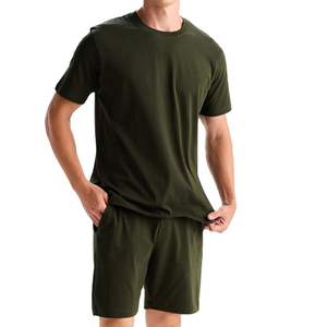2026 vente chaude été hommes tenue deux pièces ensemble couleurs unies en Stock ensembles courts et chemises pour hommes - Product Image 1