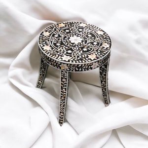 MEUBLES EN INCRÉATION D'OS Design moderne Armoire en os véritable avec 7 tiroirs pour salon cabine en incrustation d'os RÉALITÉ FAIT À LA MAIN - Product Image 1