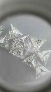 เพชรแท้ทรงเหลี่ยมแบบทรินเกิล คุณภาพเยี่ยม ราคาส่งจากผู้ผลิตโดยตรง - Product Image 4