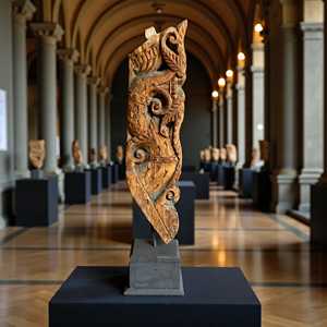 Soporte de Madera Vintage Indio, Tallado a Mano, Decoración Arquitectónica de Pared, Estilo Rústico Antiguo para Interiores del Hogar, Combinación Variada, 1 Contenedor - Product Image 1