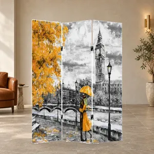 Pantalla Plegable de Lona de Doble Cara con Pareja Bajo un Paraguas Amarillo en Londres - Product Image 3