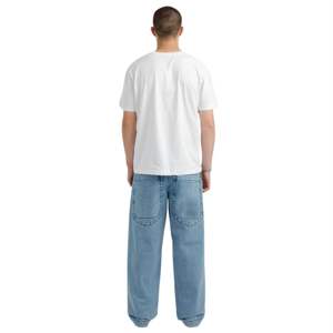 Jeans de pont en duvet bas 20 pouces bas de broderie élégante en coton lavé antique avec point de chaîne et détails de rivet - Product Image 2