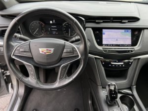 Cadillac XT5 AWD Premium Luxury d'occasion propre 2024 - Product Image 5