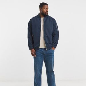 Chaqueta Bomber de Invierno Personalizable con Cremallera, Algodón/Poliéster de Alta Calidad y Servicio OEM - Product Image 4
