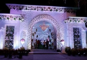 Porte d'accueil de mariage moderne et professionnelle et statue de Ganesha avec design d'entrée en fibre de verre - Product Image 4