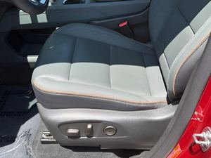 2024G.M.C Aca-dia AT-4 AWD Automatic Gear. Box Asientos de cuero Título limpio Sin accidentes Bajo kilometraje - Product Image 6