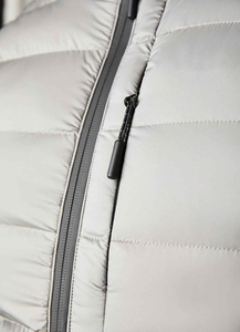 เสื้อกั๊กขนเป็ดน้ำหนักเบามีซิปสำหรับผู้ชายและผู้หญิงใหม่ล่าสุดแบรนด์2025 - Product Image 4