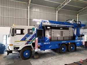 Machine de forage de puits d'eau, trou profond de 400 mètres à vendre, plate-forme montée sur camion PDTHR-400 au meilleur prix - Product Image 5