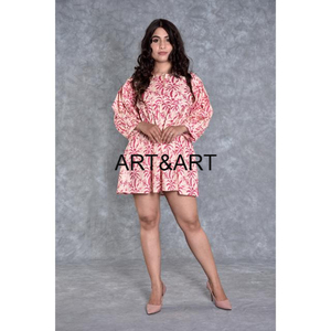 Vêtements de plage de luxe pour femmes Mini robe en coton imprimé bloc à la main tenue décontractée rose à la main avec décoration de bouton - Product Image 5