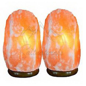 Lámpara de sal del Himalaya con logotipo personalizado de 1-2 kg con brillo ajustable del fabricante pakistaní para la relajación y el sueño artesanías naturales - Product Image 1