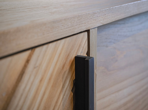 ตู้ไม้สักกลางศตวรรษที่เป็นของแข็งแบบทันสมัยลายก้างปลาประตูทำจากเนื้อไม้ธรรมชาติสำหรับวางตรงกลางลิ้นชักบ้านบาร์รับประทานอาหาร - Product Image 3