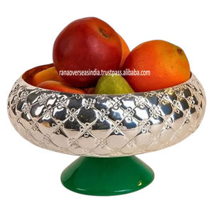 Durable y elegante Metal plateado diseño cruzado Urli con Base de resina verde elegante centro de mesa perfecto para el hogar y las bodas - Product Image 4